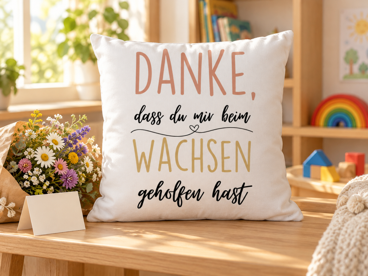 Weißes Kissen 40 x 40 cm mit Spruch „Danke“ als Geschenk für Erzieher im Kindergarten, Ansicht 2 | Pädagogikkram