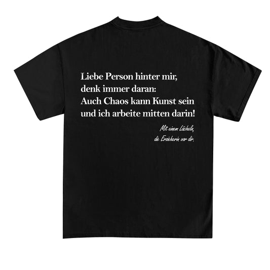 T-Shirt mit Rückendruck und Spruch „Liebe Person hinter mir“ für Erzieherinnen und Erzieher | Pädagogikkram